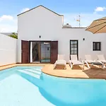 Rosa - Vipvipvillas Villa Arrecife (Lanzarote)