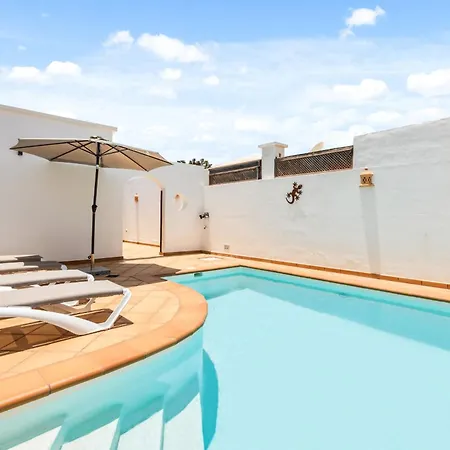 Rosa - Vipvipvillas Villa Arrecife (Lanzarote)
