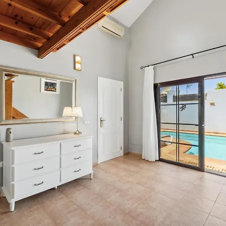 Rosa - Vipvipvillas Villa
